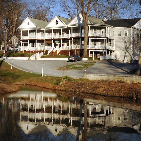 Acorn Hill Lodge And Spa Lynchburg Exterior foto